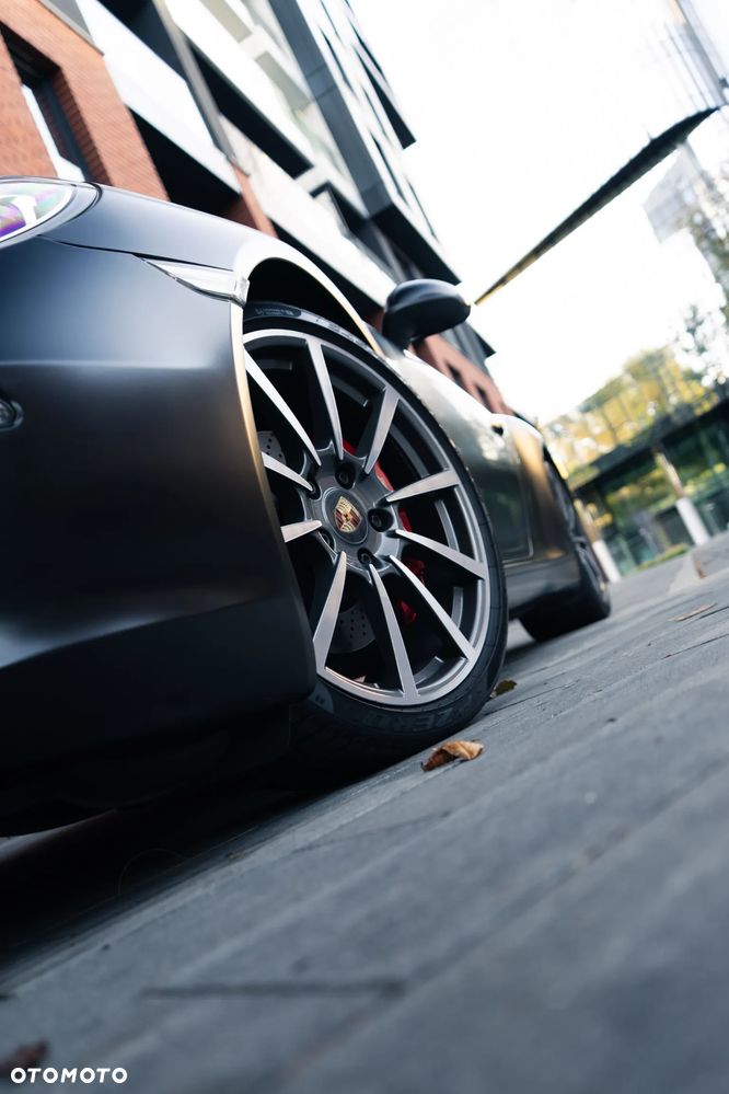 Porsche 911 Carrera S PDK - 8