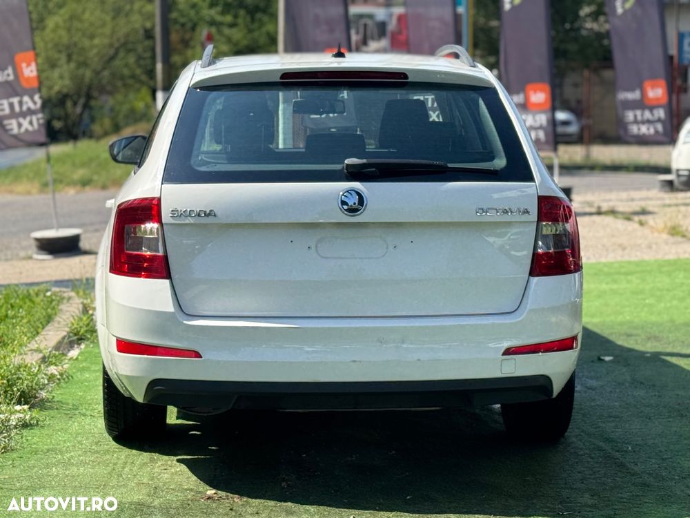 Skoda Octavia 2.0 TDI AMBITION DSG - 11