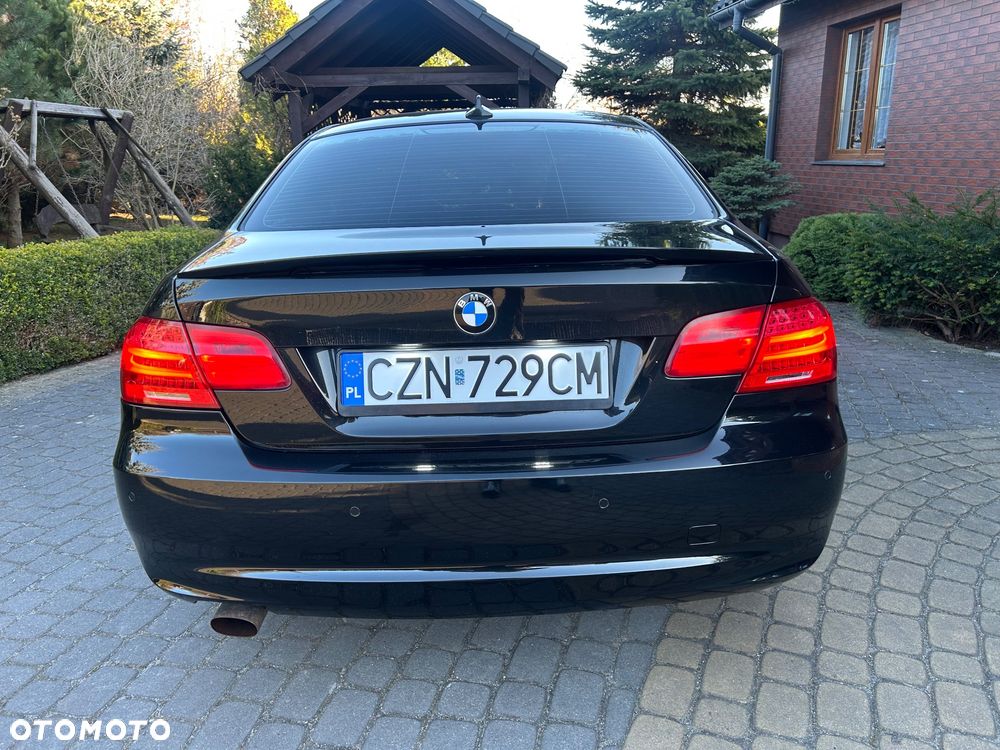 BMW Seria 3 320i M Sport Edition - 9