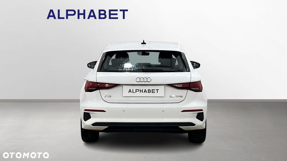 Audi A3 Sportback 35 TFSI S tronic - 4