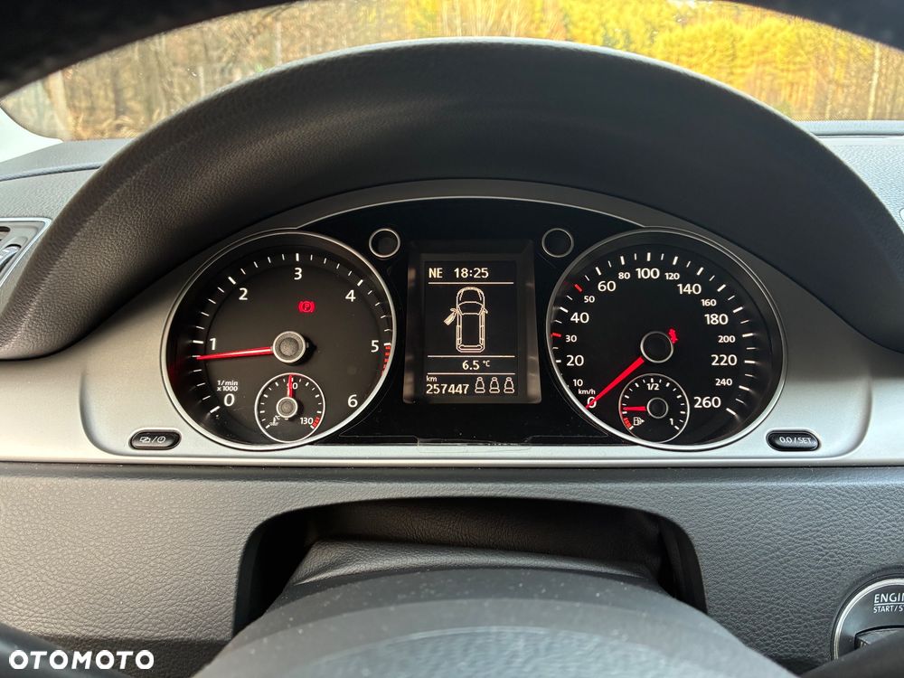 Volkswagen Passat 1.6 TDI BlueMotion - 10