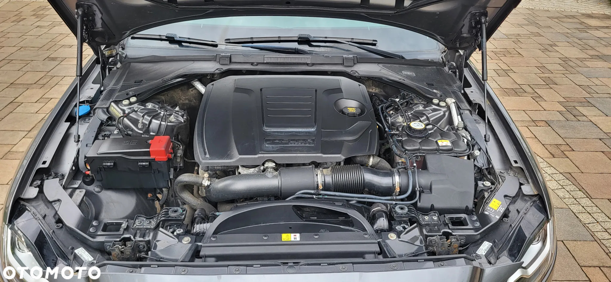 Jaguar XF 2.0 T Prestige - 28