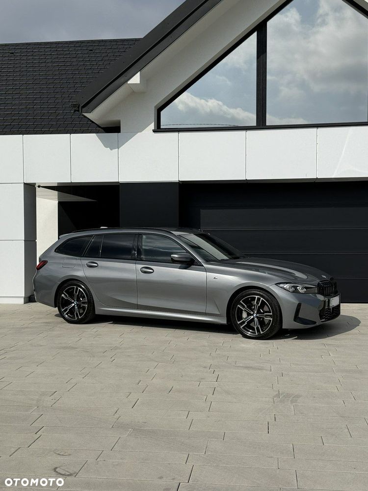BMW Seria 3 330i xDrive M Sport sport - 24