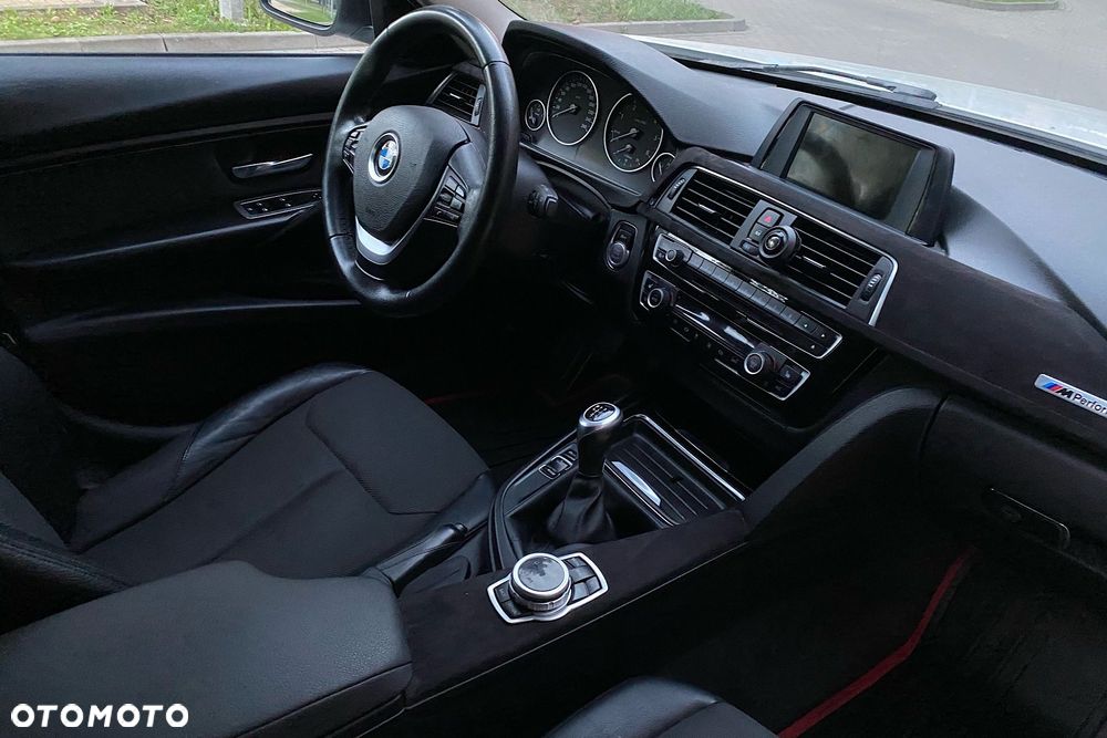 BMW Seria 3 - 33