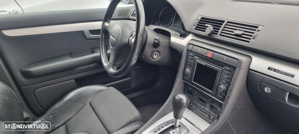 Audi A4 Avant - 11