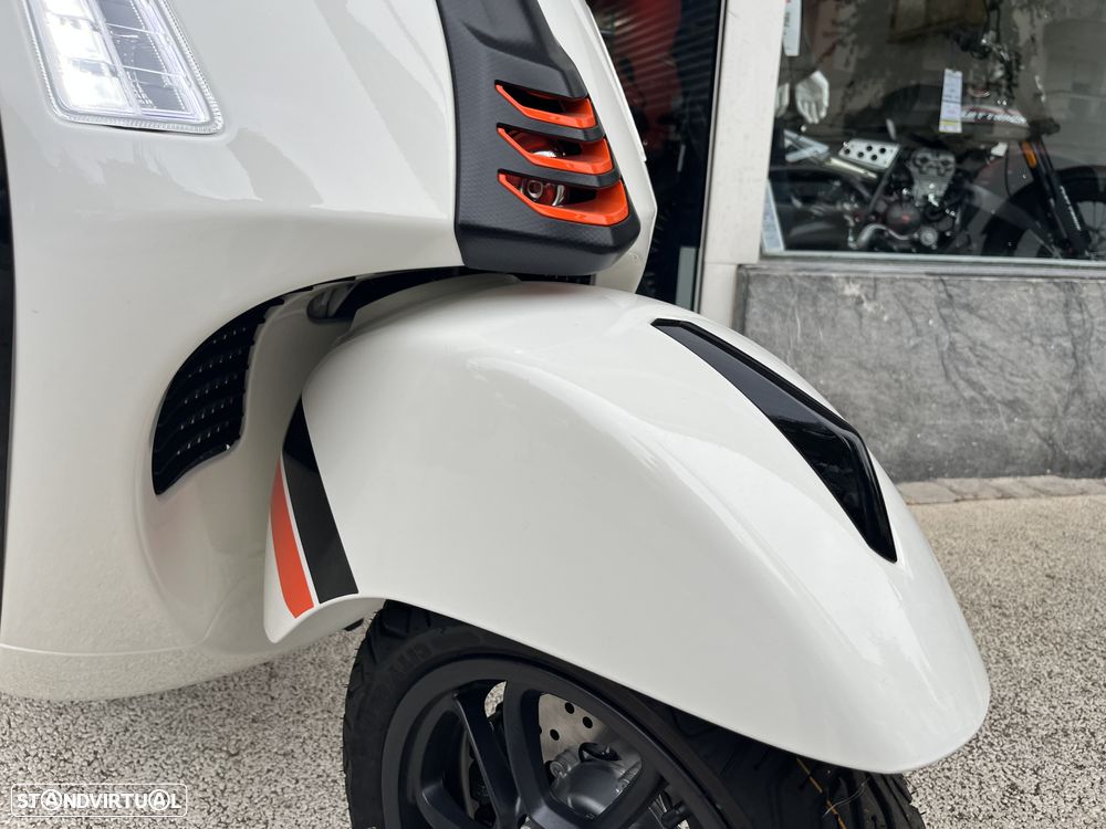 Vespa GTS Super Sport 310 - MOTA DE SERVIÇO !! - DESDE 95 EUR / MÊS !! - 22