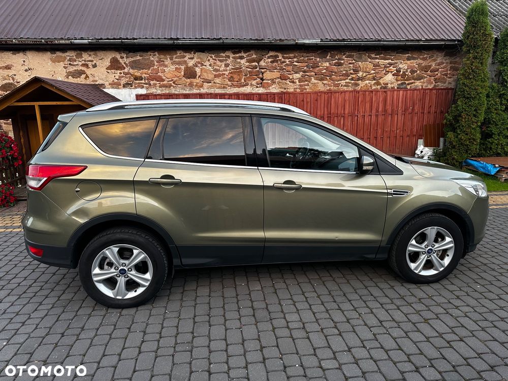 Ford Kuga - 25