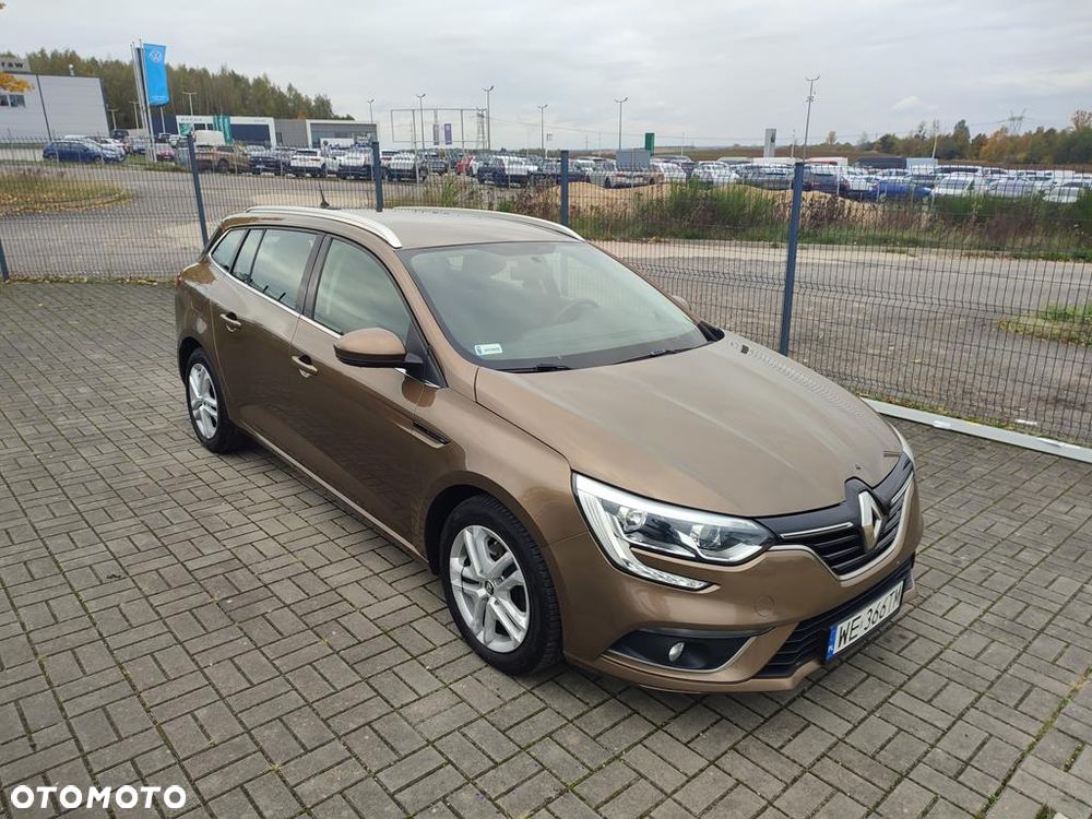 Renault Megane 1.6 SCe Zen - 10