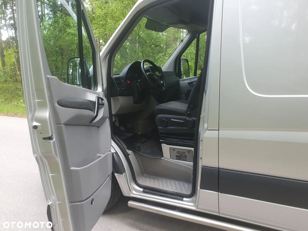 Volkswagen Crafter - 11