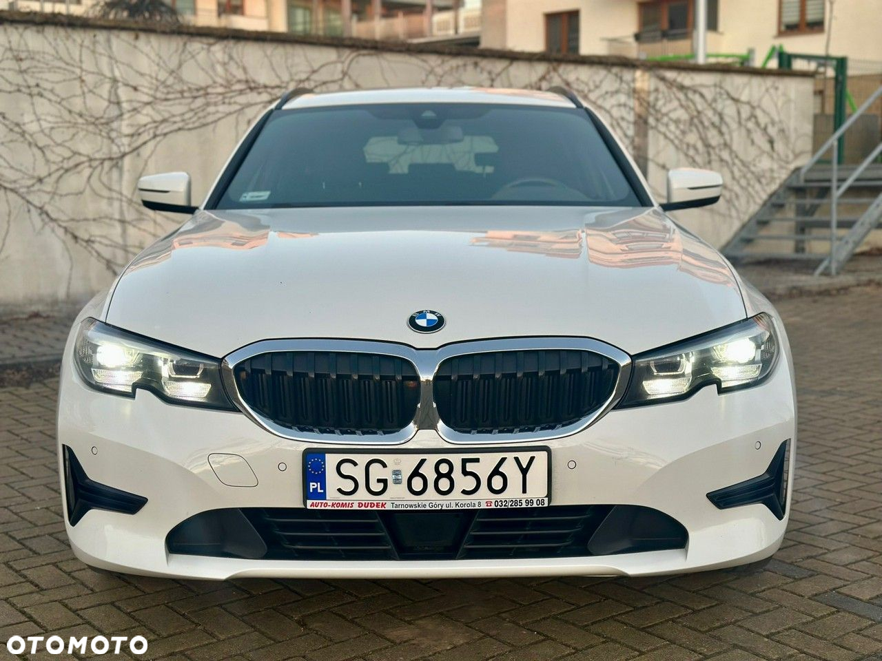 BMW Seria 3 318d Sport Line - 11