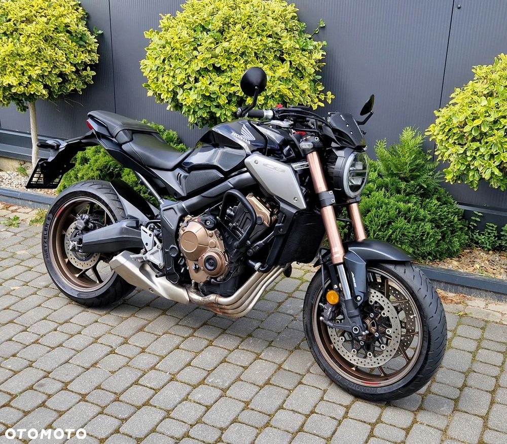 Honda CB - 2