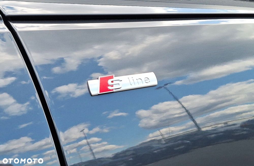 Audi A4 Limousine - 26