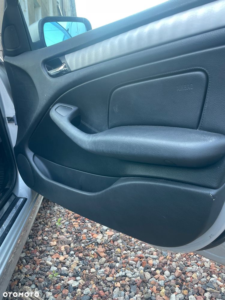 BMW Seria 3 - 21