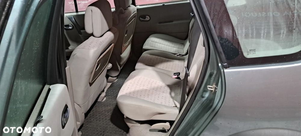 Renault Grand Scenic - 9