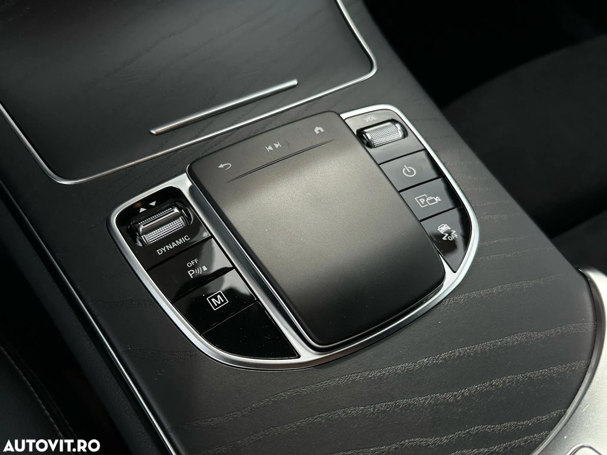 Mercedes-Benz GLC 300 e 4Matic 9G-TRONIC - 18