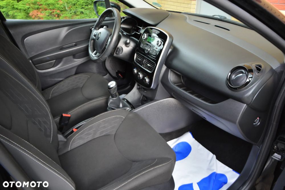 Renault Clio 1.2 16V 75 Limited - 33