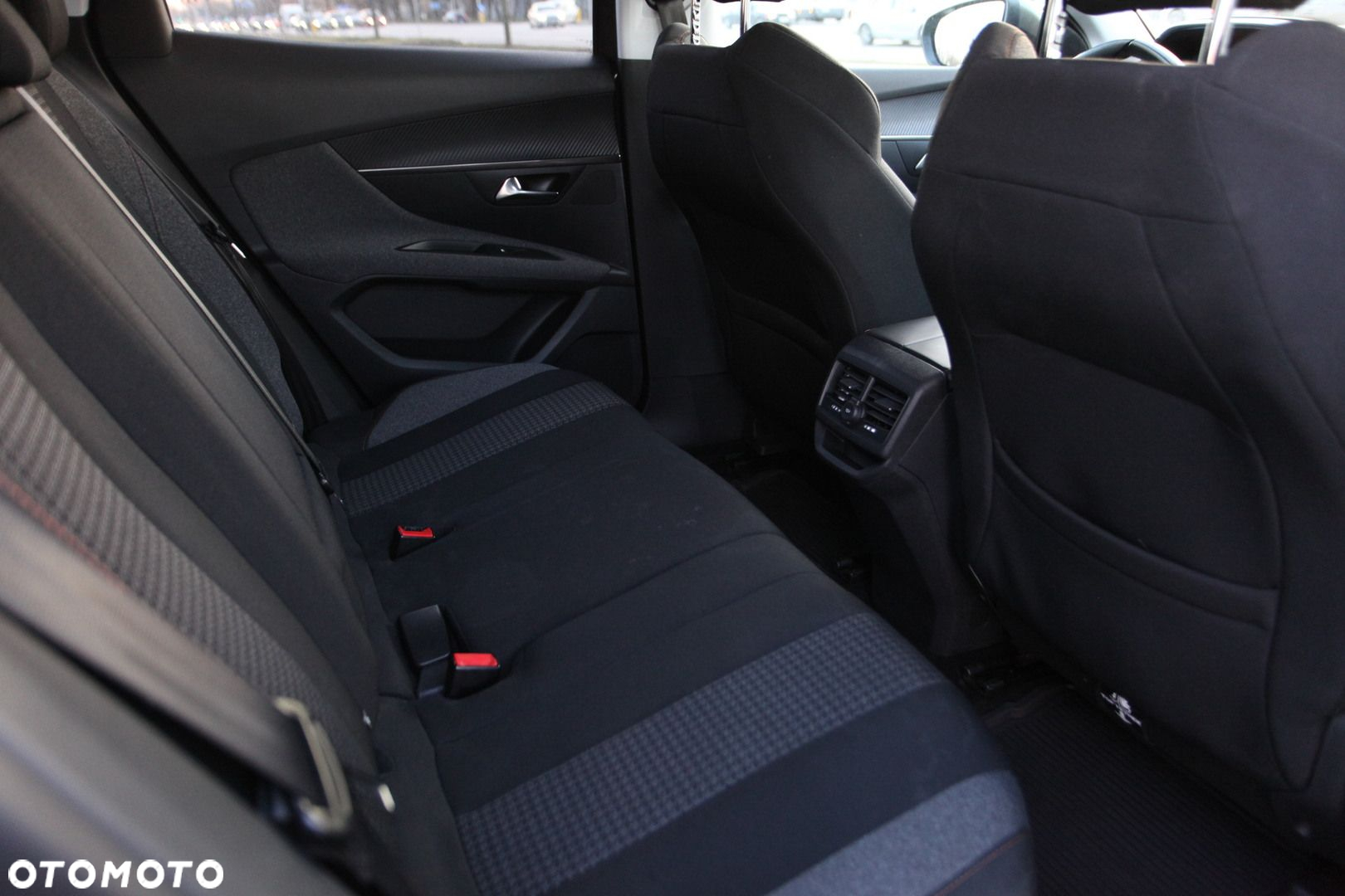 Peugeot 3008 - 18