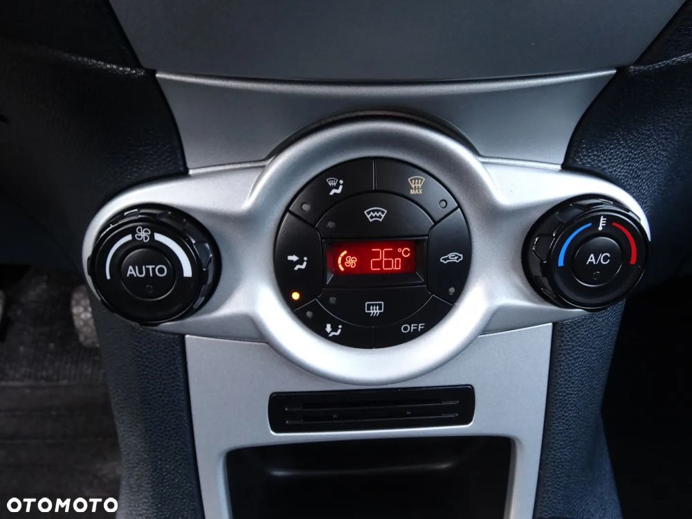 Ford Fiesta 1.25 Titanium EU5 - 25