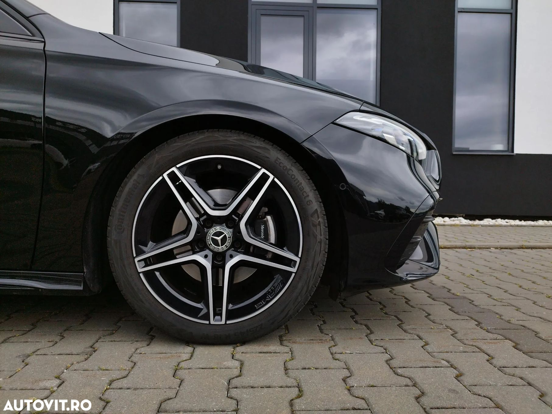 Mercedes-Benz A - 5