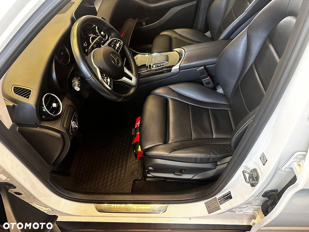 Mercedes-Benz GLC 200 d 4-Matic Business Edition - 9