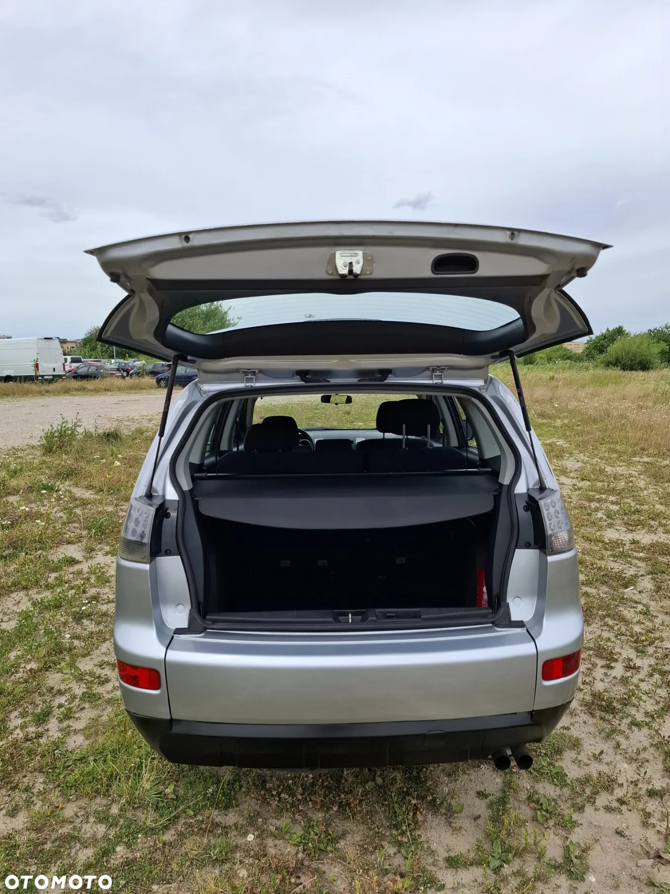 Mitsubishi Outlander 2.0 DID Instyle - 10