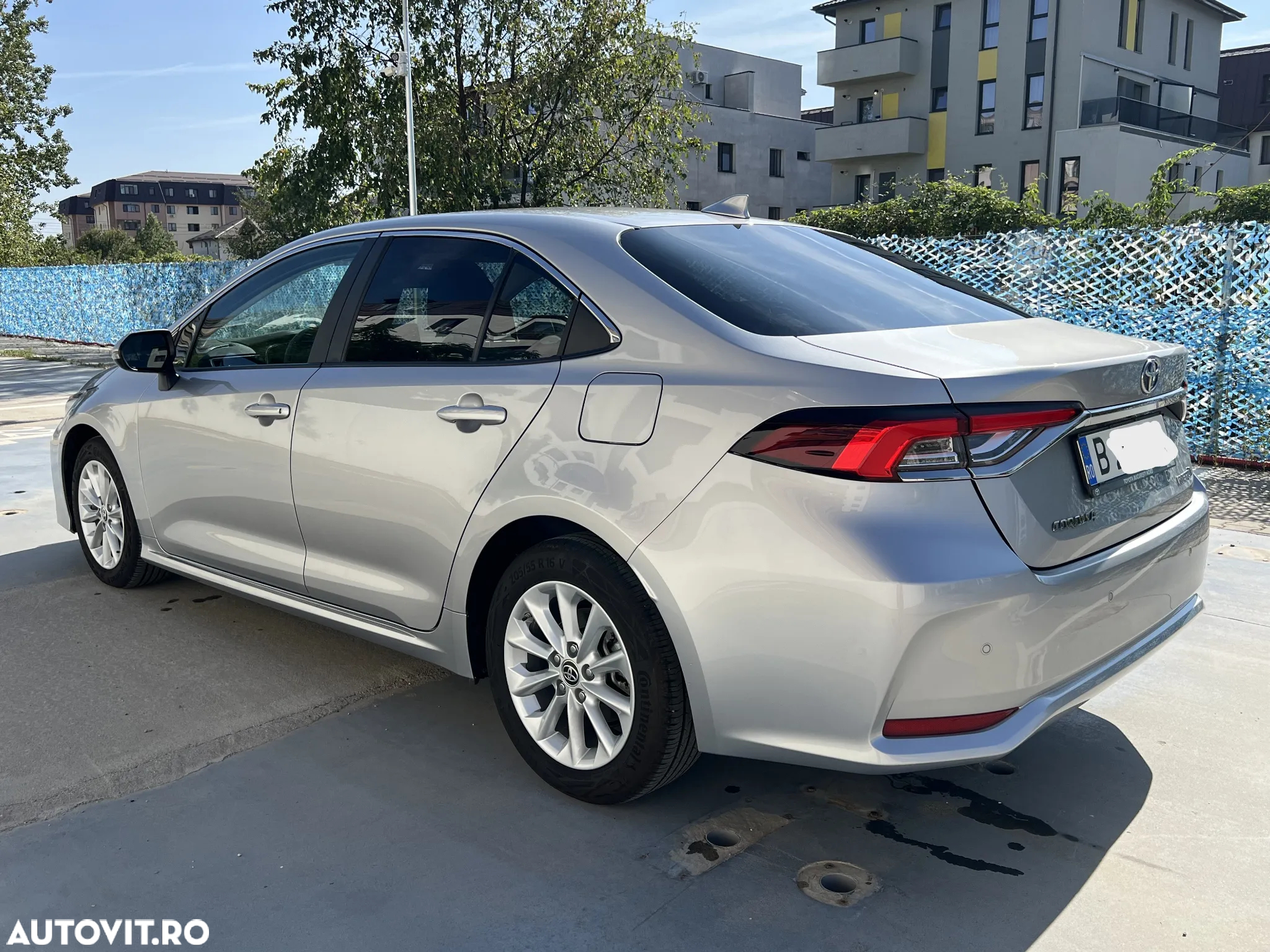 Toyota Corolla 1.8 HSD Dynamic - 2