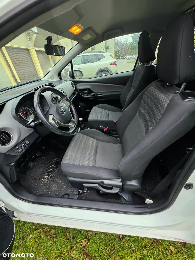 Toyota Yaris 1.0 Active - 10