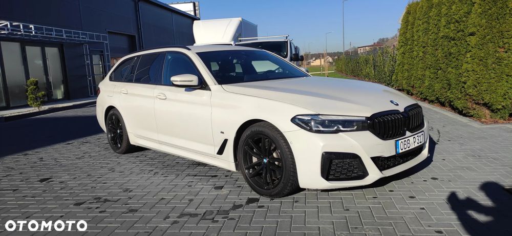 BMW Seria 5 530i Touring M Sport Edition - 2