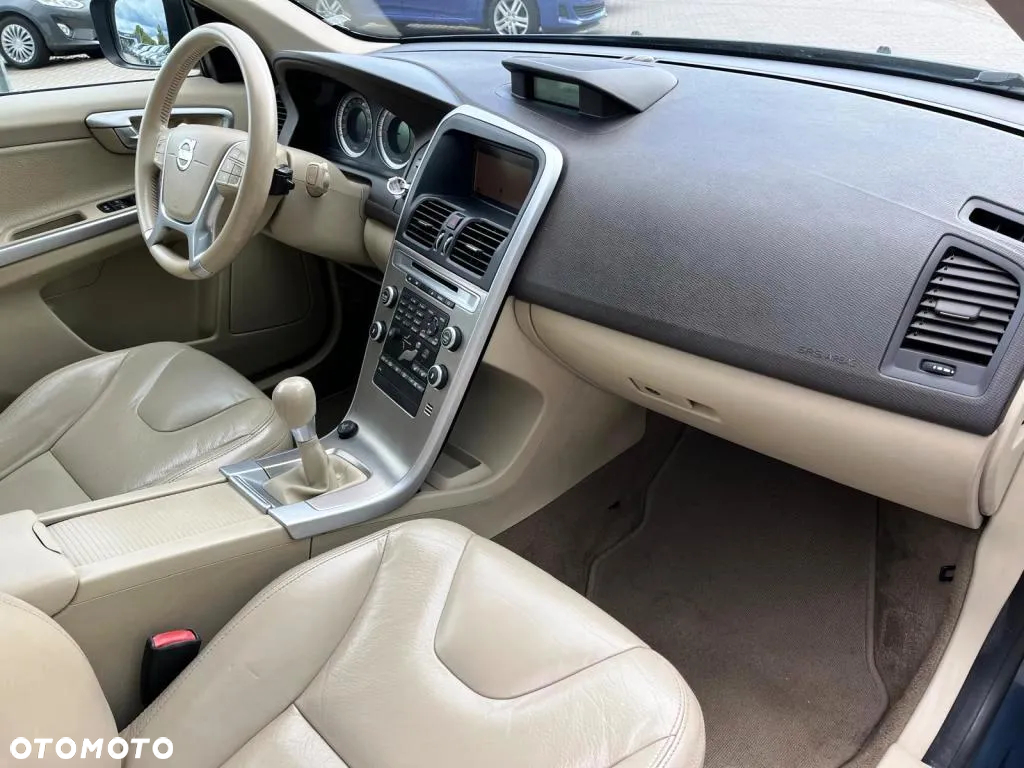 Volvo XC 60 D4 Summum - 29