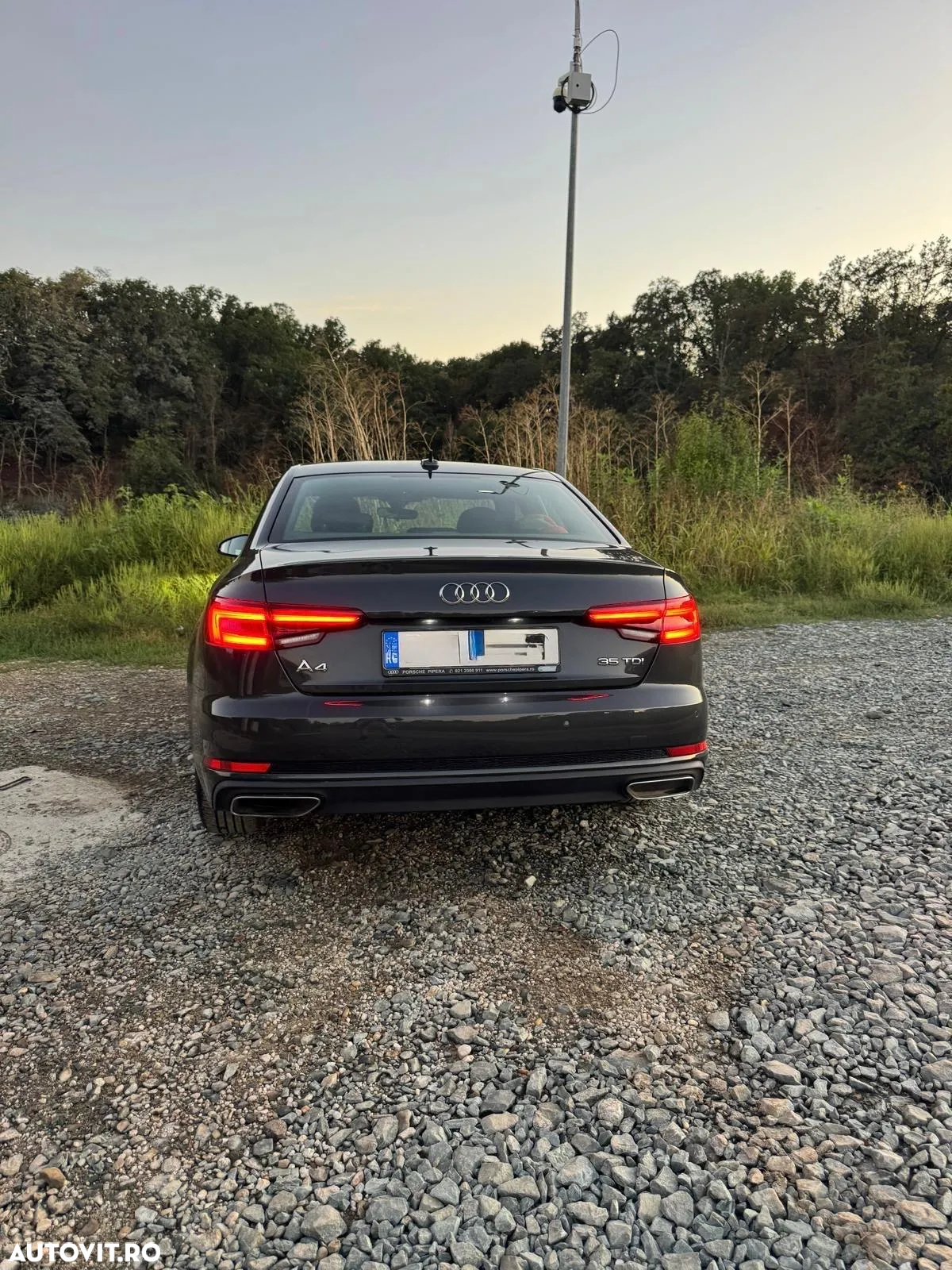 Audi A4 - 4