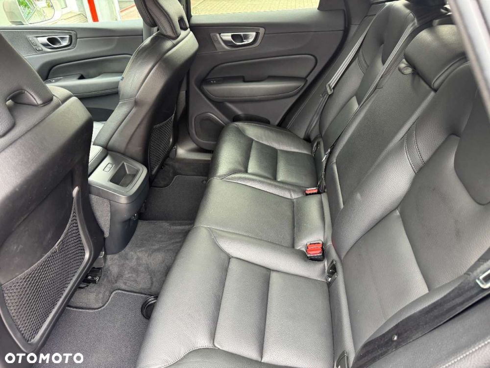 Volvo XC 60 - 21
