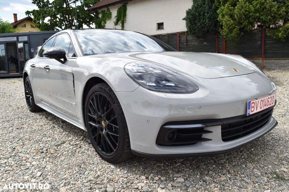 Porsche Panamera - 2