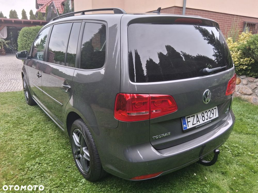Volkswagen Touran 1.6 TDI DPF BlueMot Comfortline - 3