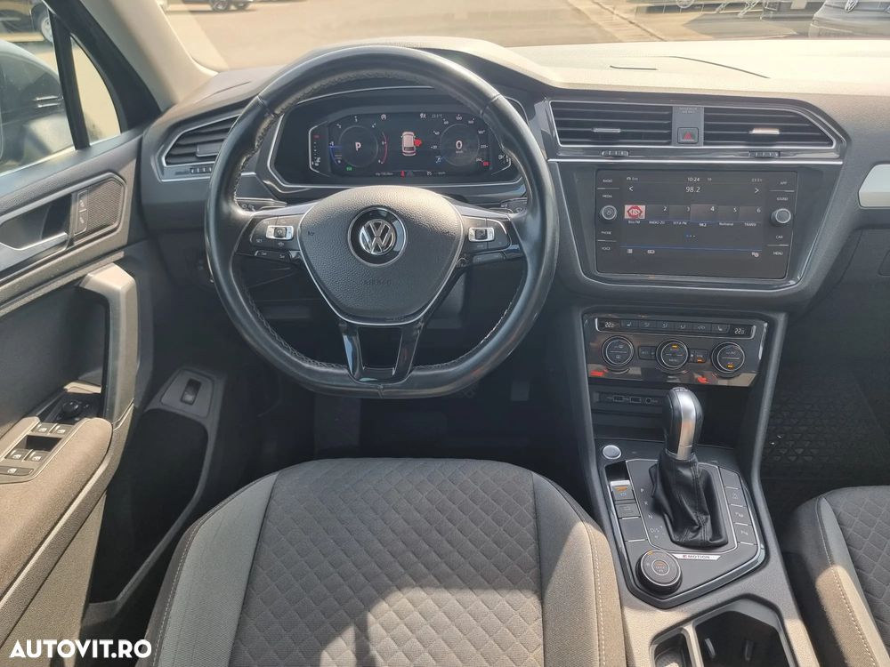 Volkswagen Tiguan 2.0 TDI 4Mot DSG Comfortline - 8