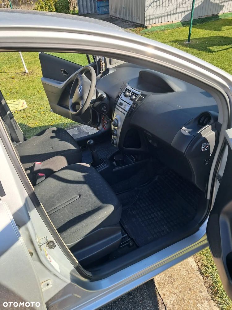 Toyota Yaris 1.4 D-4D Luna - 5