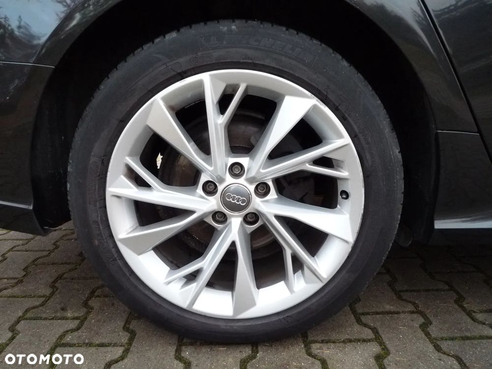 Audi A6 Avant 2.0 TDI ultra - 23