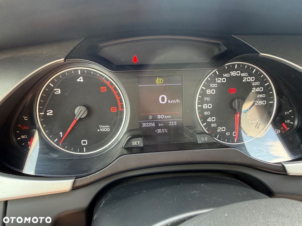 Audi A4 Avant 2.0 TDI - 16