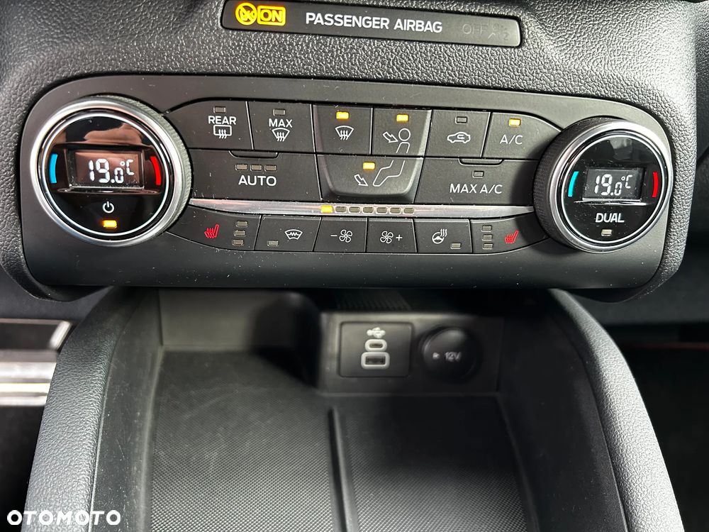 Ford Kuga 2.0 EcoBlue AWD ST-Line X - 27
