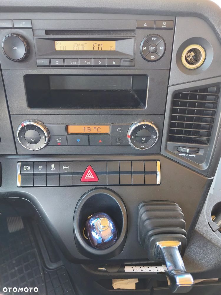 Mercedes-Benz ACTROS - 5