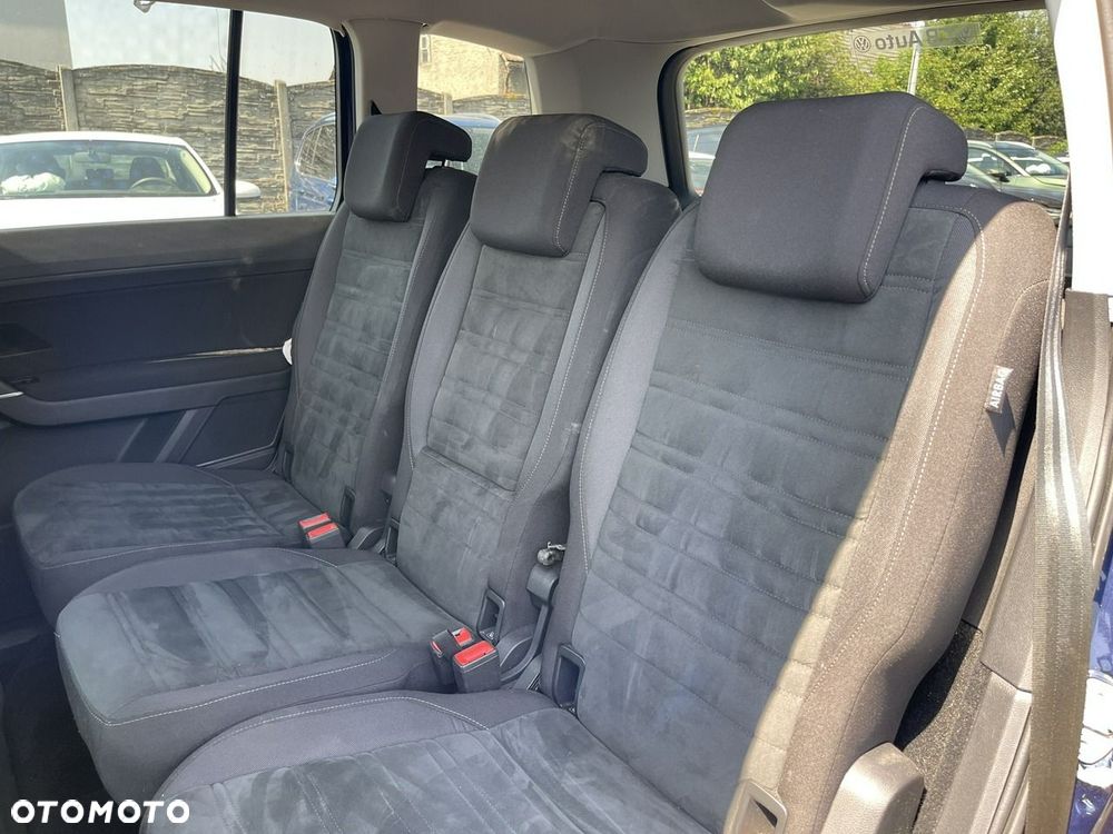 Volkswagen Touran 1.5 TSI EVO Trendline DSG - 9