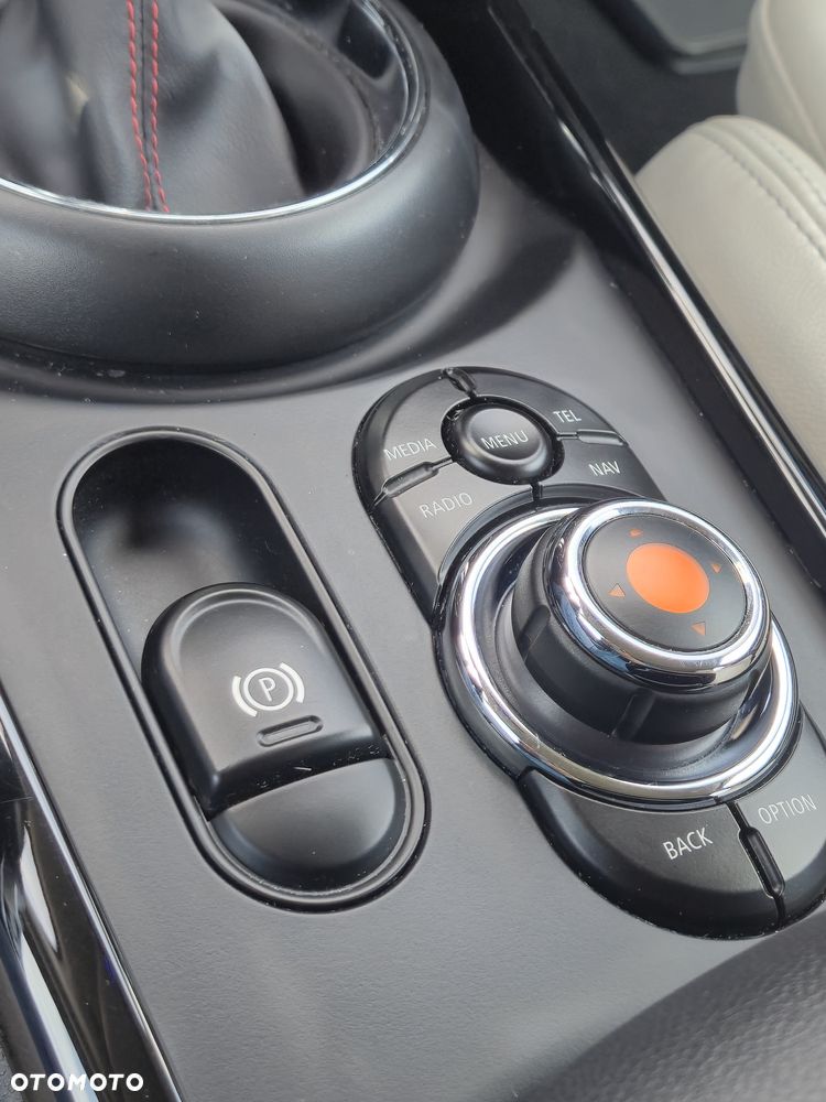 MINI Clubman Cooper SD - 20