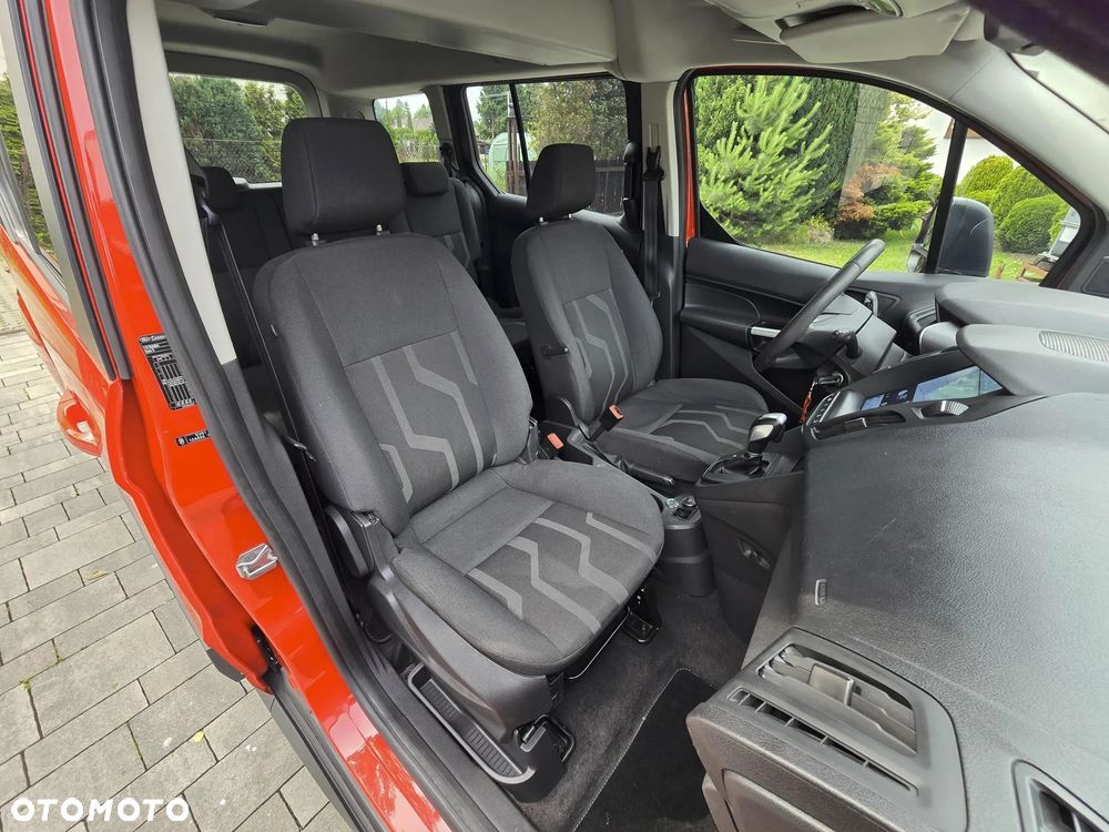 Ford Tourneo Connect Grand 1.6 EcoBoost Titanium - 24