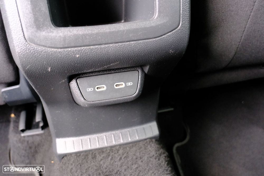 VW T-Cross 1.0 TSI Urban DSG - 26