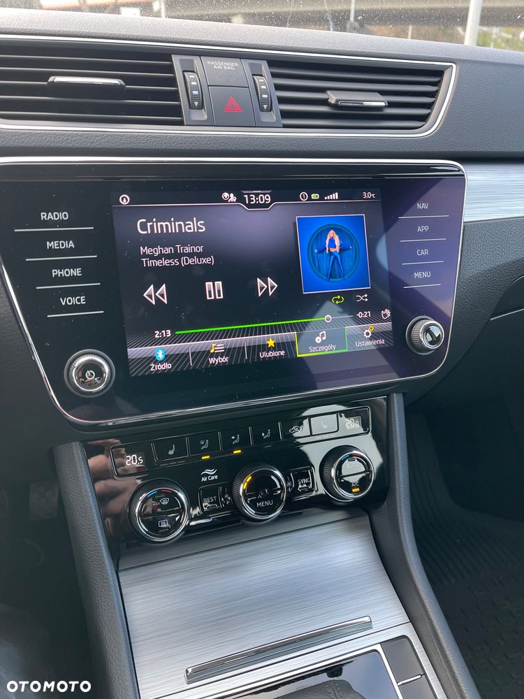 Skoda Superb 2.0 TDI SCR Ambition DSG - 26