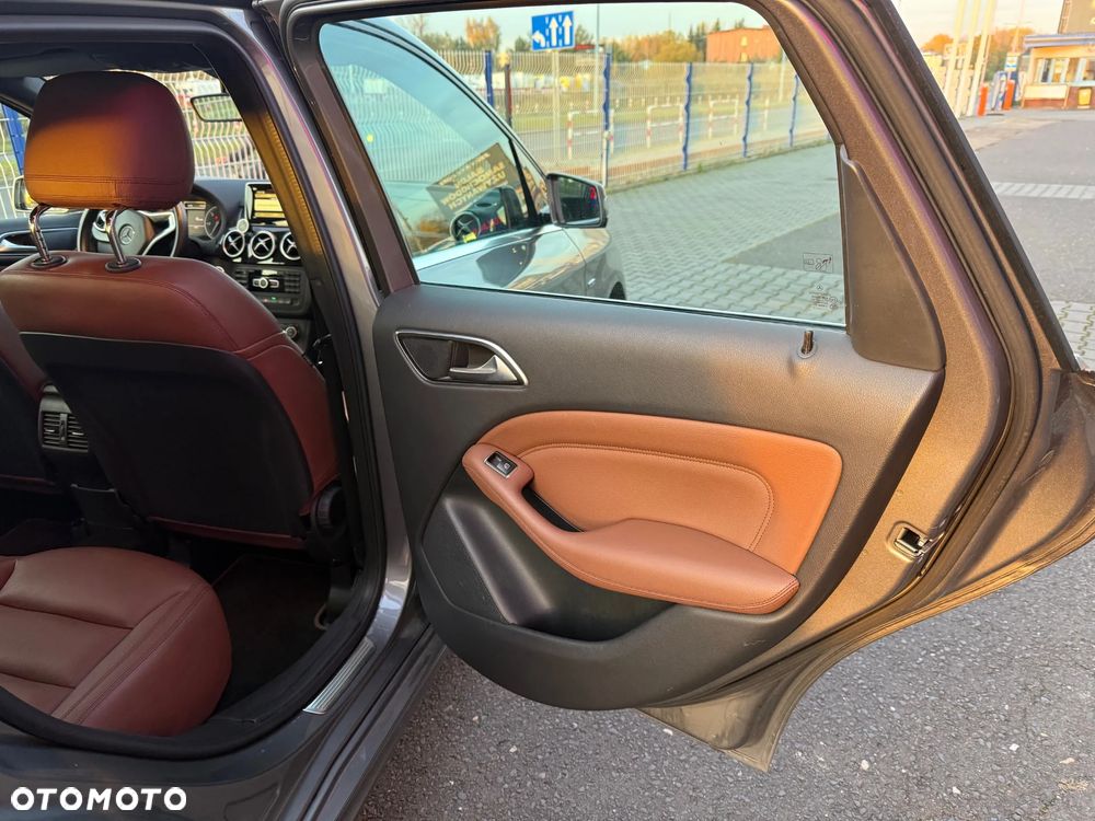 Mercedes-Benz Klasa B - 9