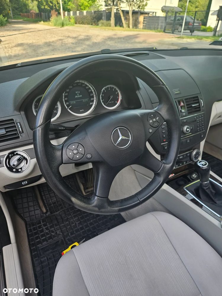 Mercedes-Benz Klasa C 200 T Kompressor Elegance - 10