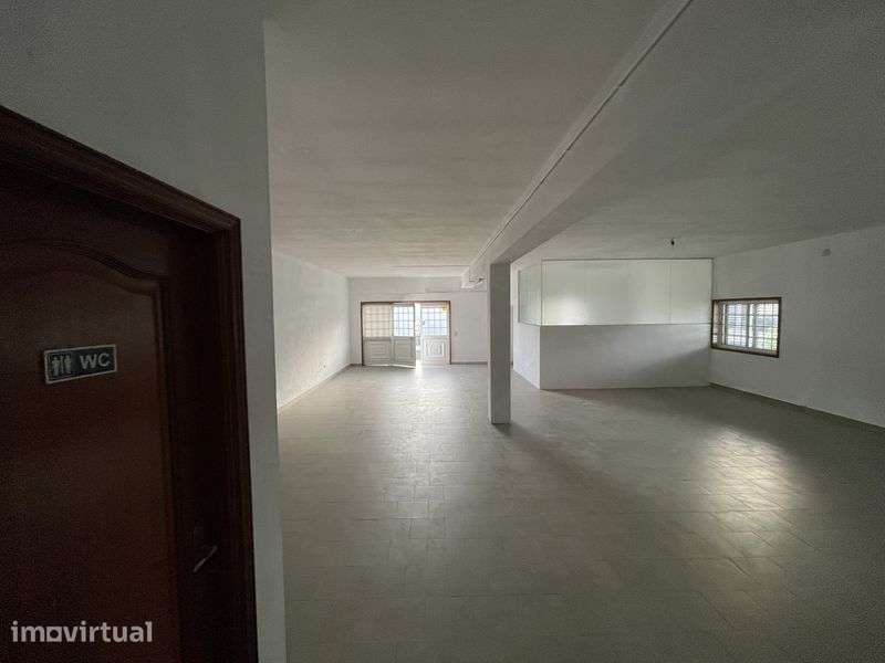 Arrendo loja / armazem - Grande imagem: 2/10