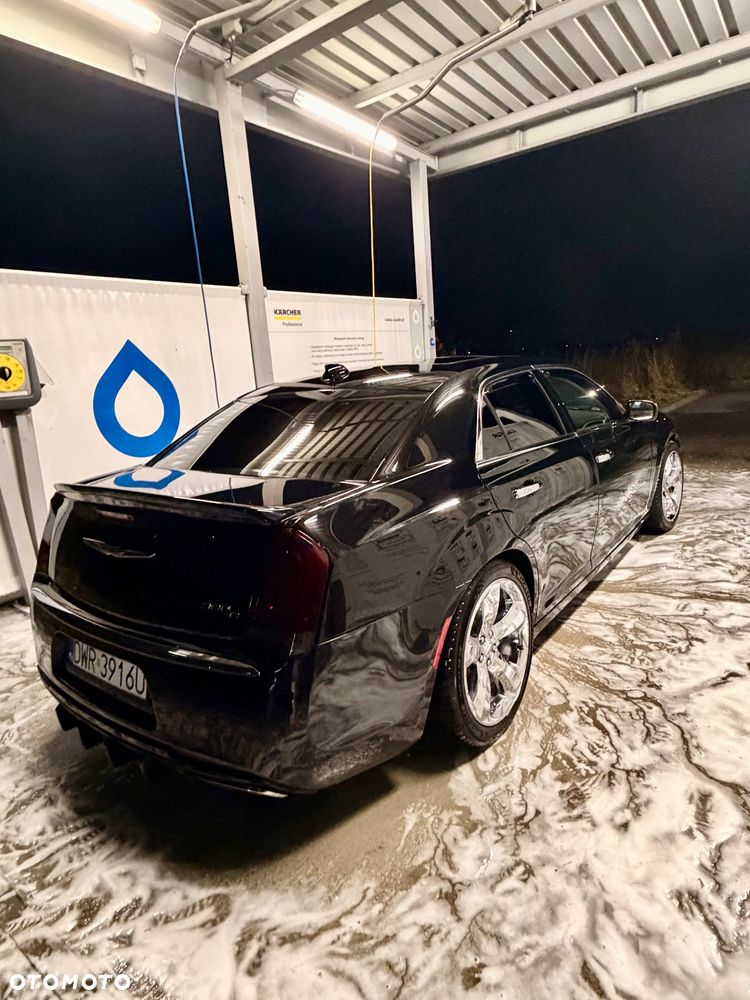 Chrysler 300C - 19