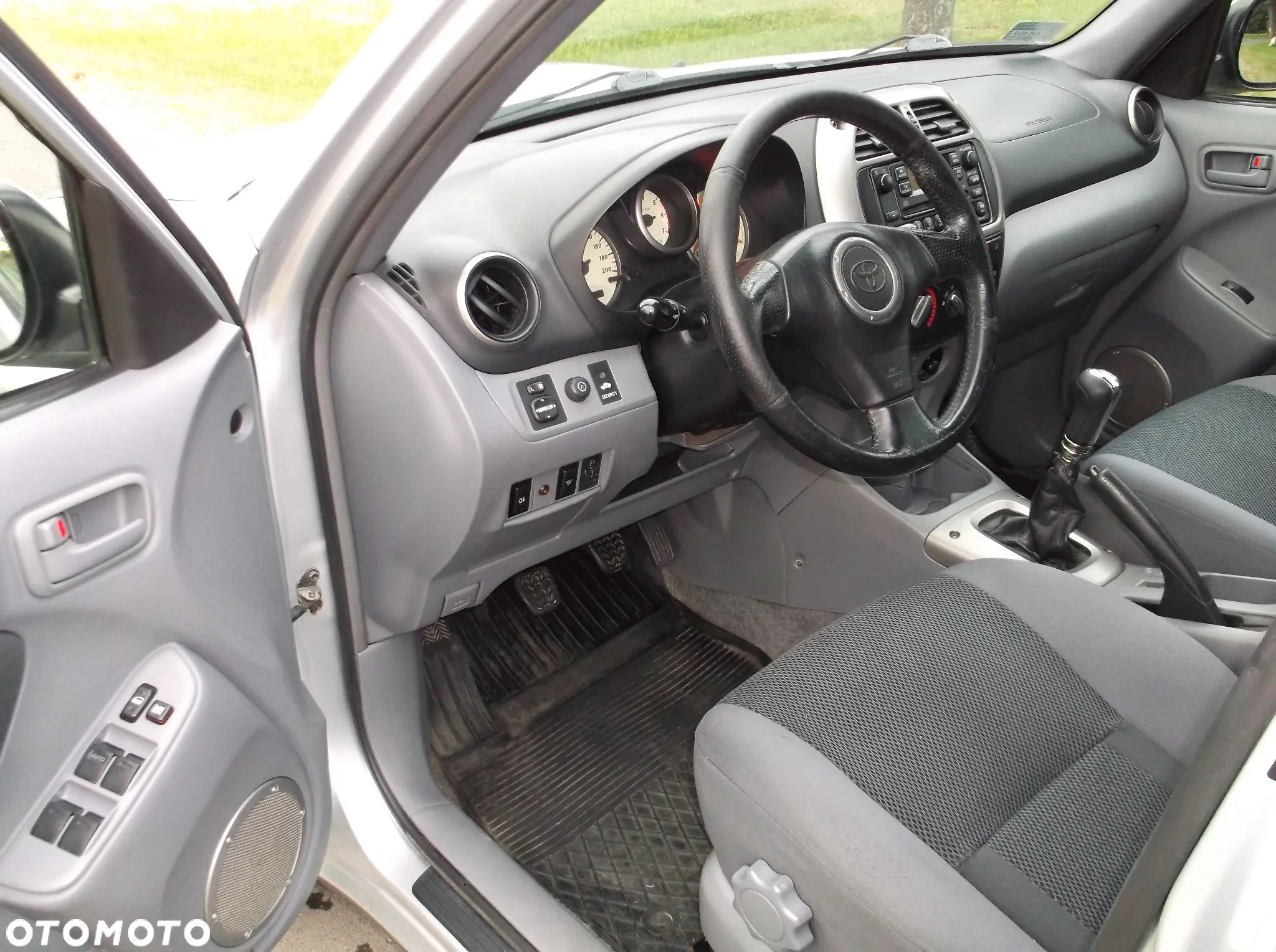 Toyota RAV4 2.0 D-4D 4x4 - 7