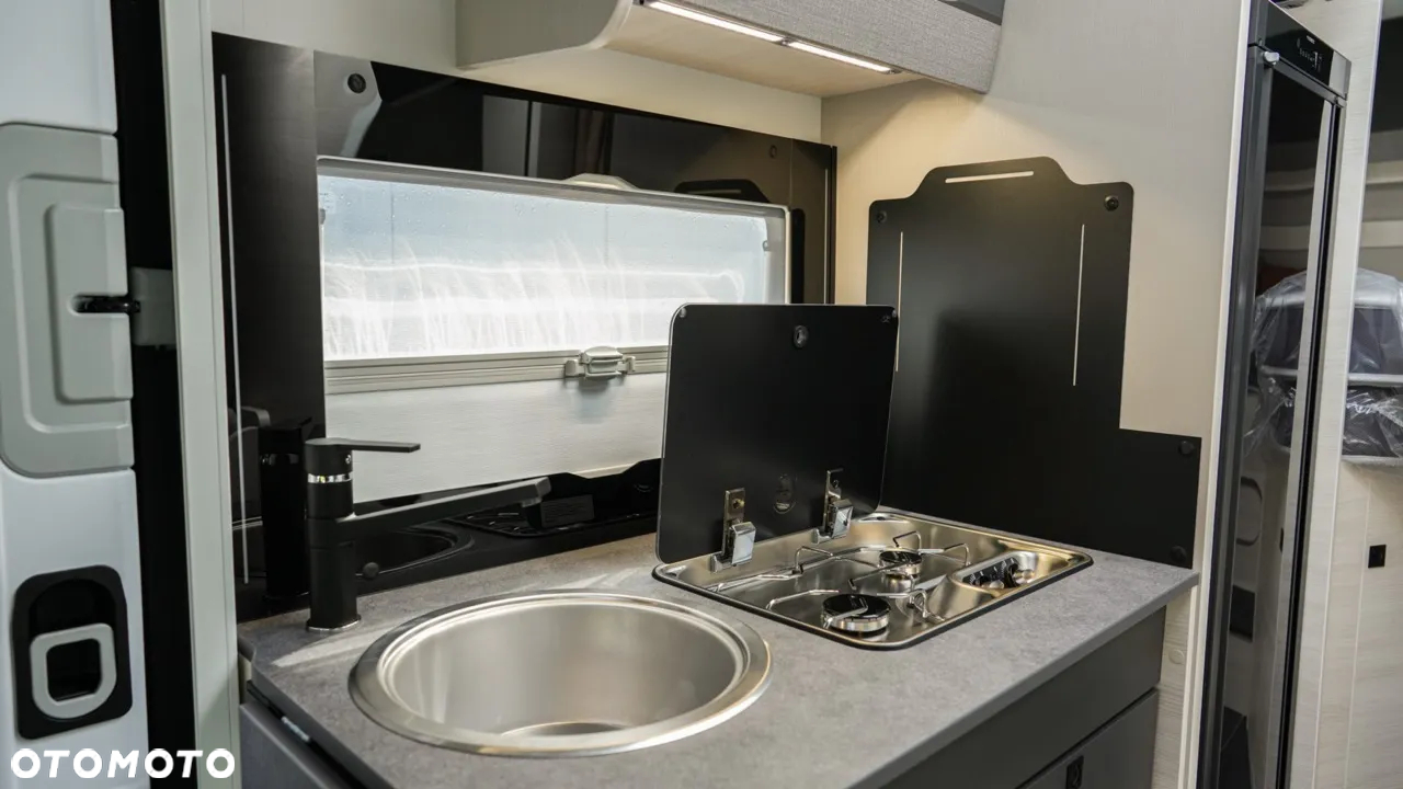 Ford Chausson 627 GA Titanium Ultimate - 15